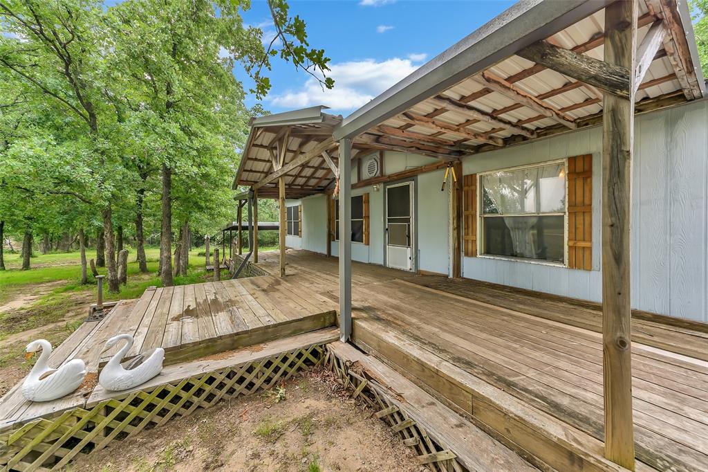 228 Slayden Road Sunset, TX 76270 - Photo 3 of 23
