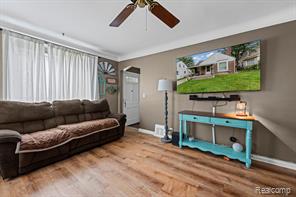 22845 Melrose Avenue Eastpointe, MI 48021 - Photo 3 of 23