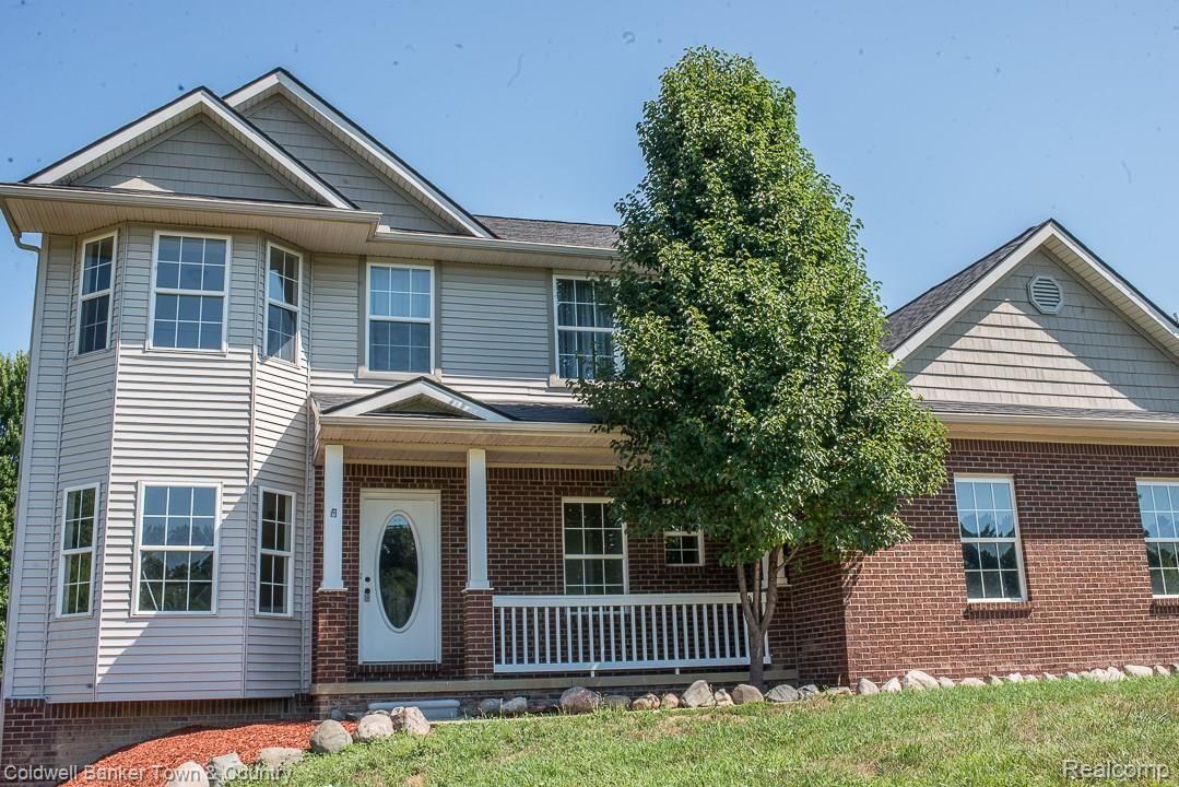 2890 Black Eagle Ridge Howell, MI 48843 - Photo 1 of 30 front1.jpg