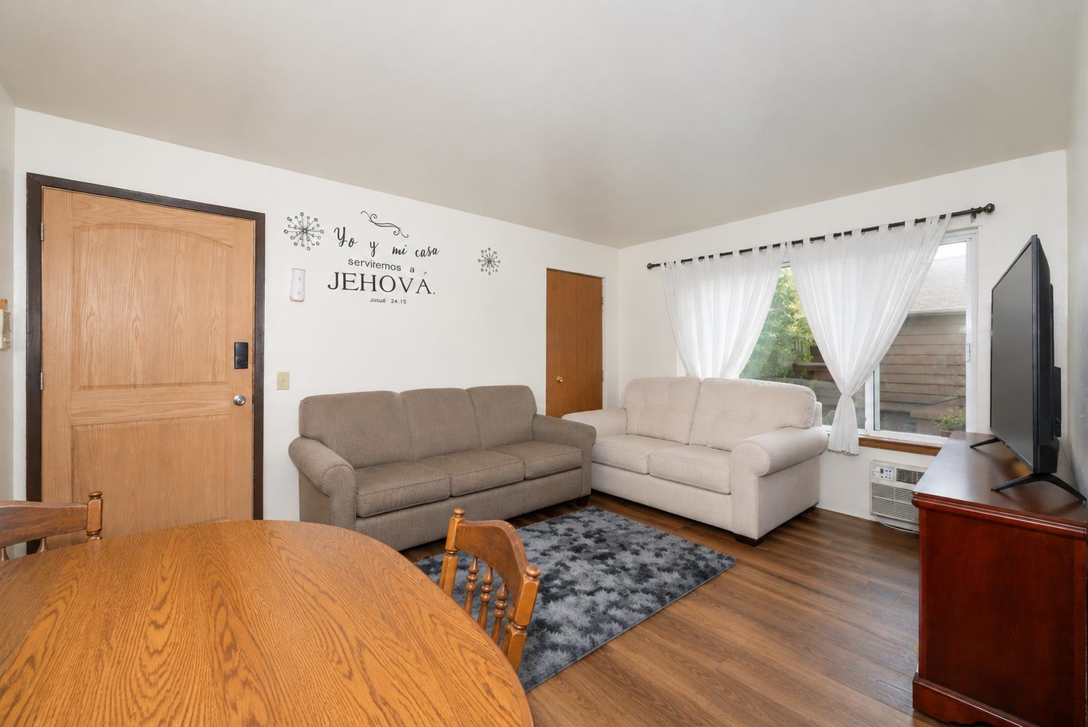 1725 Onsgard Road Madison, WI 53704 - Photo 8 of 19