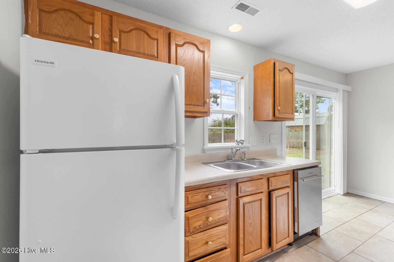 25 Crown Point Road Hubert, NC 28539 - Photo 9 of 20