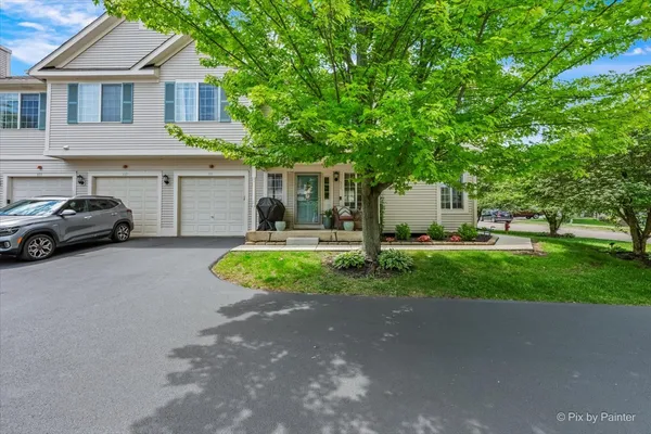 $235,000 | 535 Foxridge Drive, Unit 535, Fox Lake, IL 60020