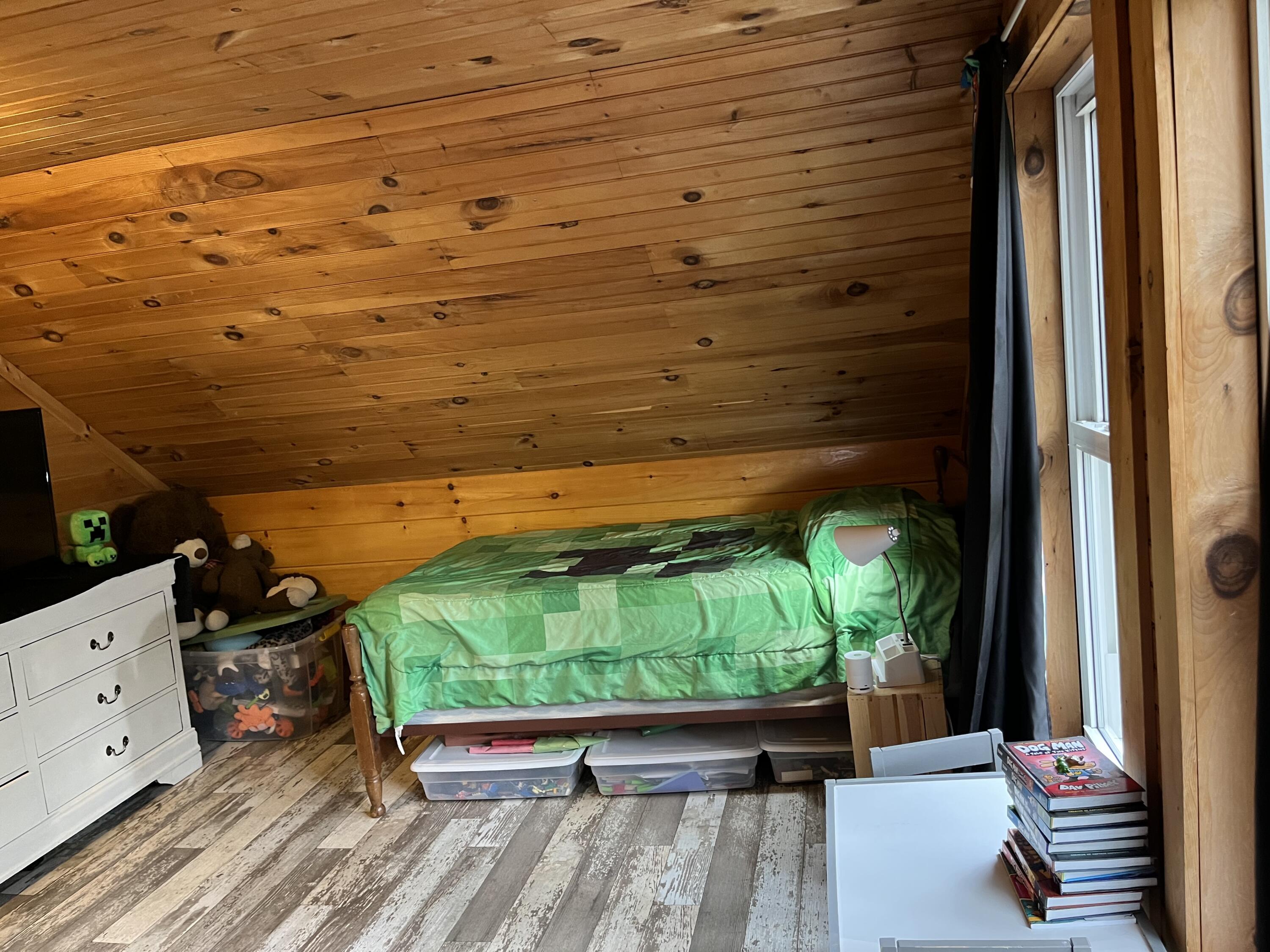 474 Canaan Road Pittsfield, ME 04967 - Photo 17 of 25 upstairsbedroom