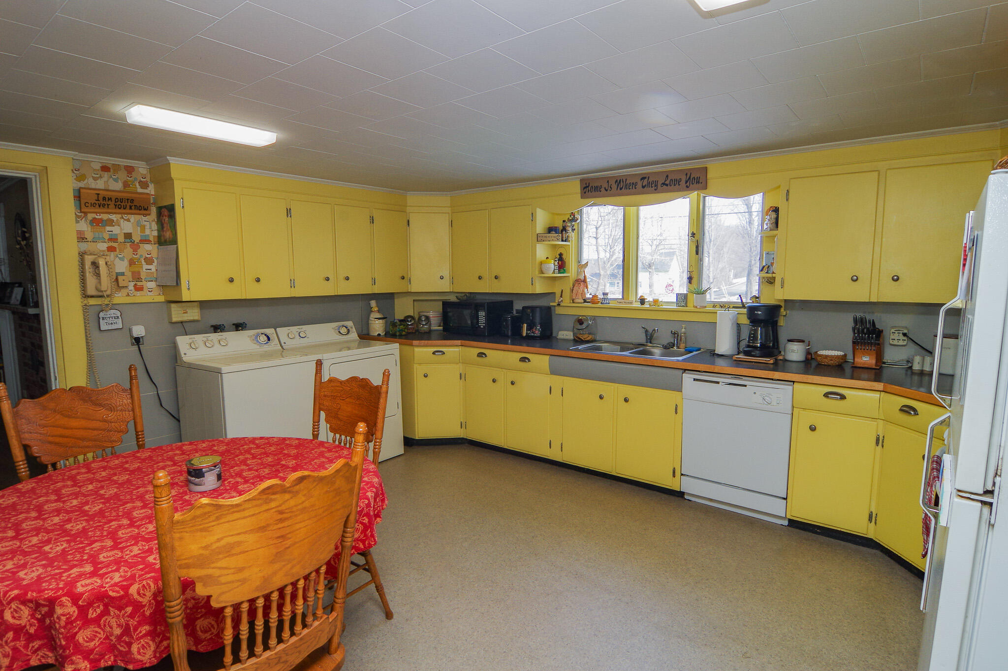 61 Pleasant Street Dexter, ME 04930 - Photo 12 of 65 IMGP9493