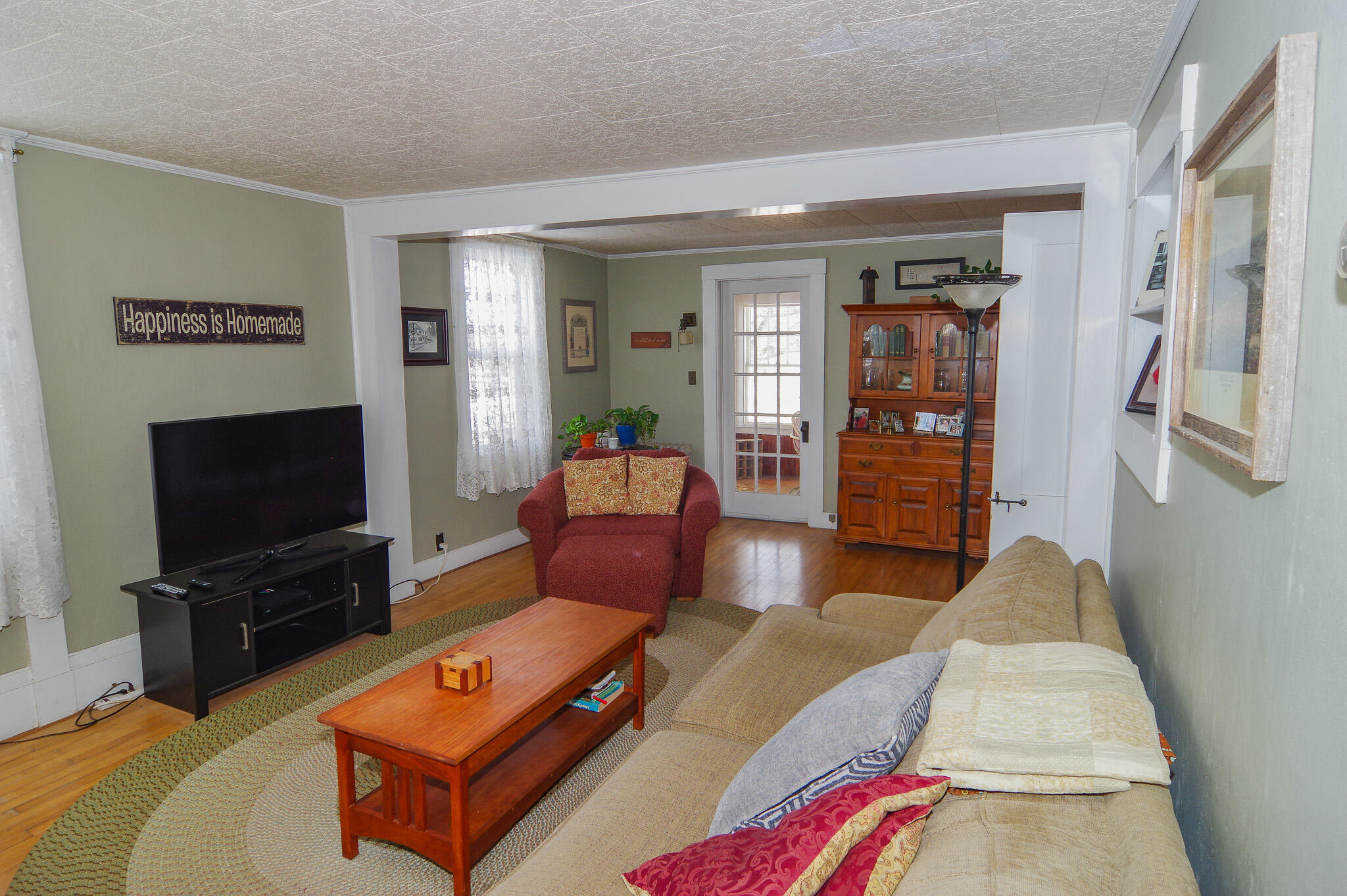 61 Pleasant Street Dexter, ME 04930 - Photo 21 of 65 IMGP9542