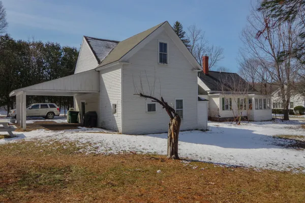 $298,000 | 61 Pleasant Street, Dexter, ME 04930