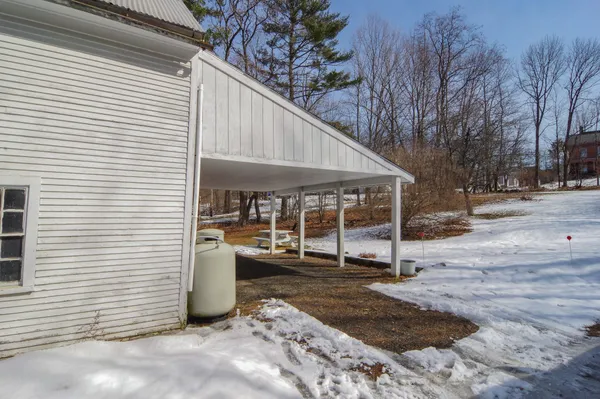 $298,000 | 61 Pleasant Street, Dexter, ME 04930