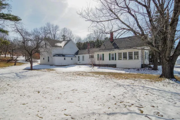 $298,000 | 61 Pleasant Street, Dexter, ME 04930