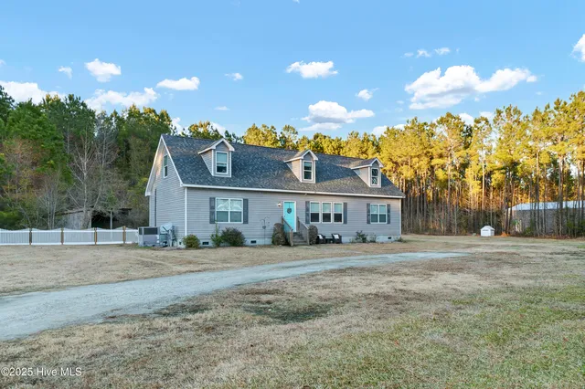 $500,000 | 2636 Brinson Road, Currie, NC 28435