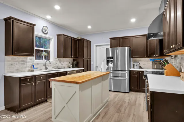 $500,000 | 2636 Brinson Road, Currie, NC 28435