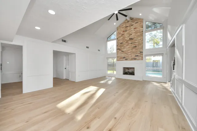 $349,997 | 18803 Oakway Drive, Spring, TX 77388