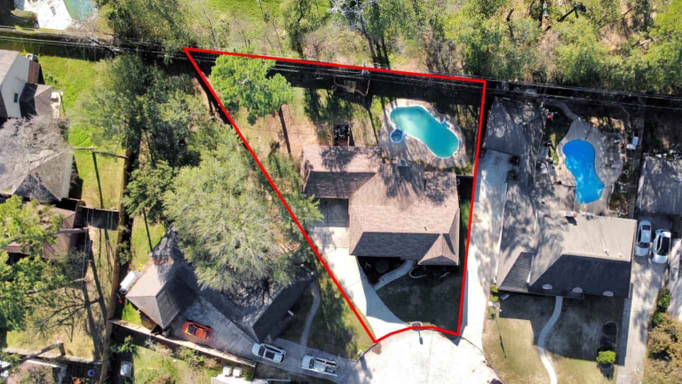 18803 Oakway Drive Spring, TX 77388 - Photo 45 of 47 a view of a small yard