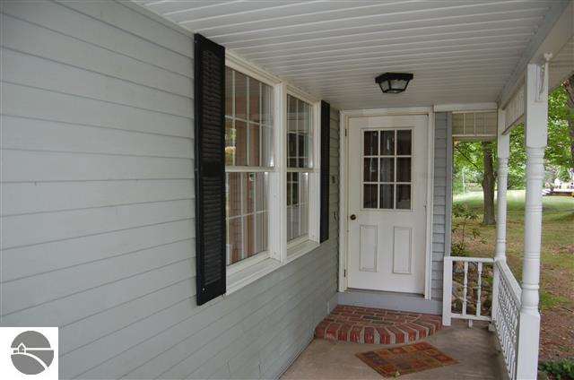 1682 Moulton Road Kewadin, MI 49648 - Photo 8 of 33 1810391-7.JPG