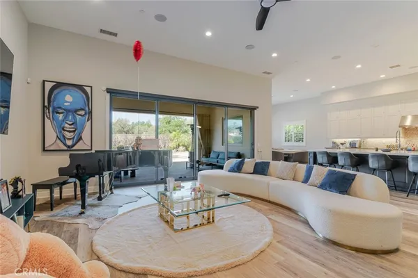$2,375,000 | 10949 Cartwright Drive, Chatsworth, CA 91311