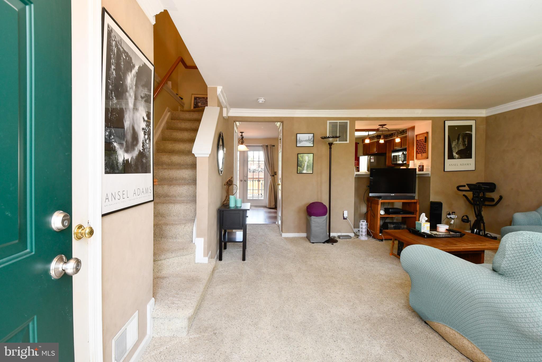 45387 Gable Square Sterling, VA 20164 - Photo 4 of 34