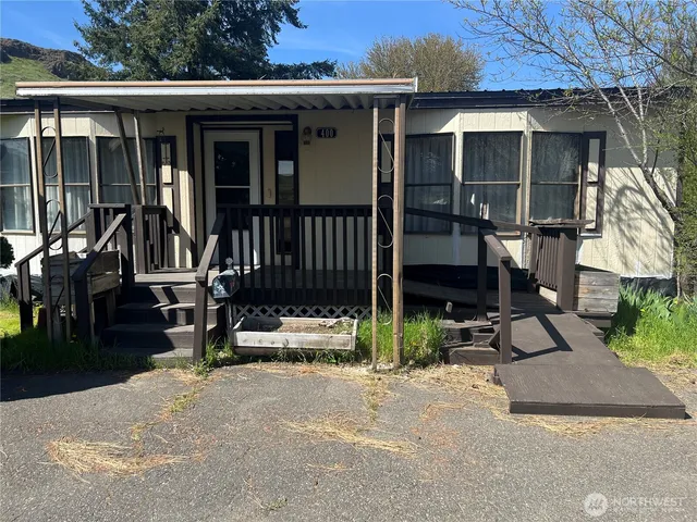 a view of parked car garage