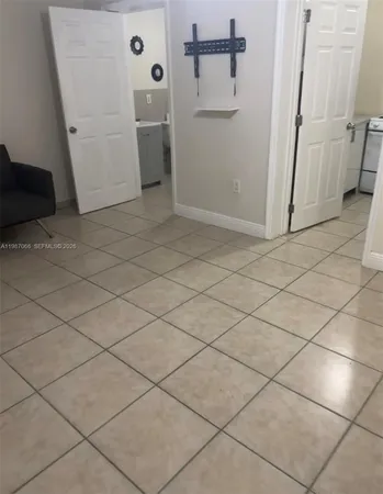 $1,299 | Palmetto Bay, Miami, FL 33157