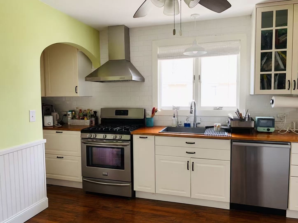 30 Crescent Road, Unit 30 Belmont, MA 02478 - Photo 7 of 17