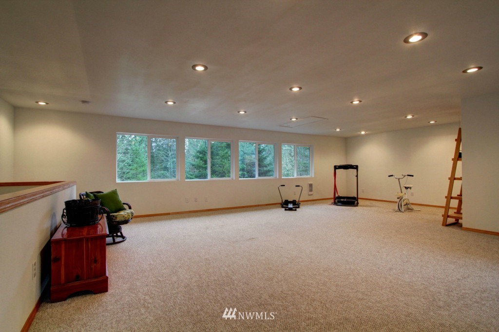 30406 Southeast Issaquah-Fall City Road Fall City, WA 98024 - Photo 13 of 15 Gallery Image 13
