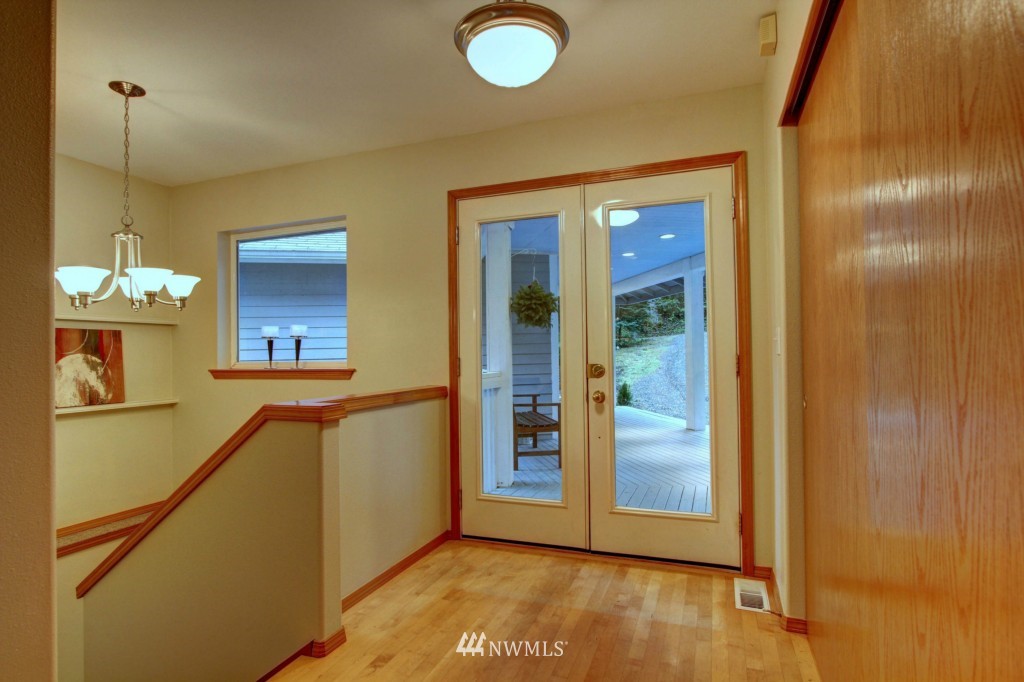 30406 Southeast Issaquah-Fall City Road Fall City, WA 98024 - Photo 3 of 15 Gallery Image 3