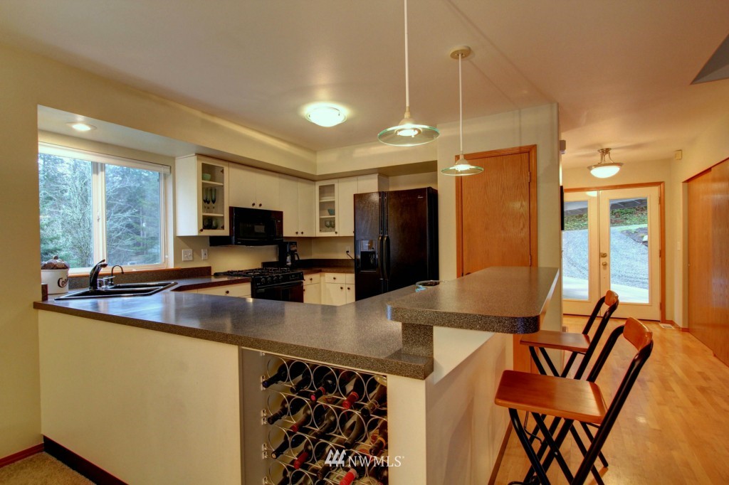 30406 Southeast Issaquah-Fall City Road Fall City, WA 98024 - Photo 4 of 15 Gallery Image 4