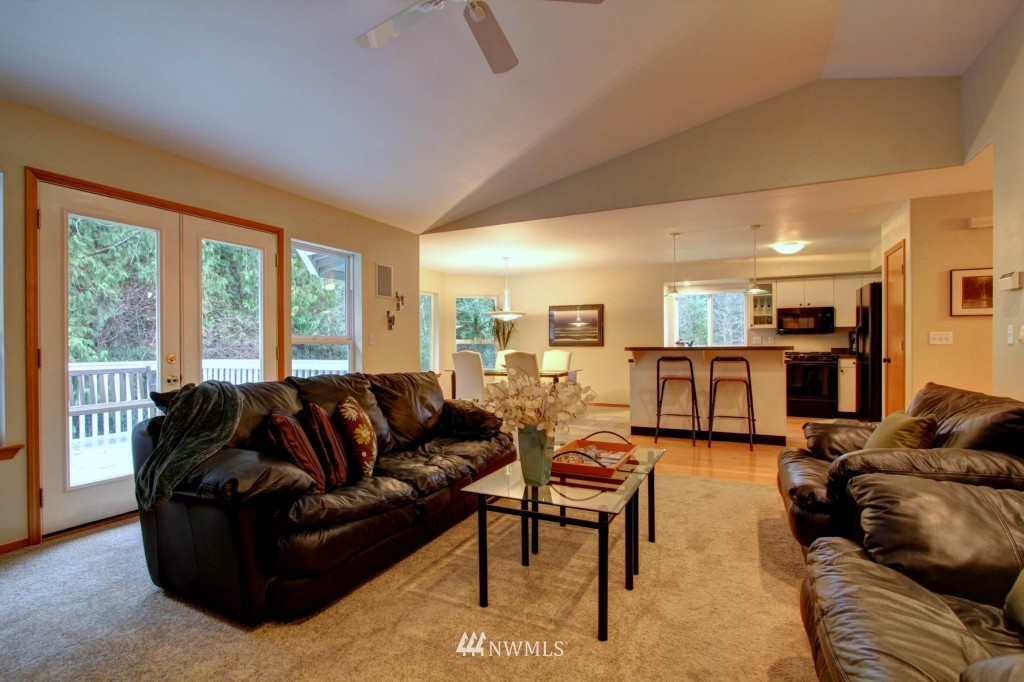 30406 Southeast Issaquah-Fall City Road Fall City, WA 98024 - Photo 6 of 15 Gallery Image 6