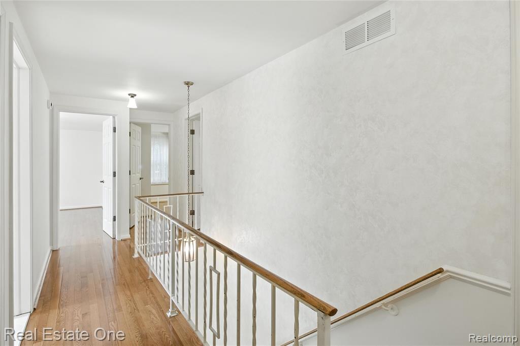 604 Longford Drive Rochester Hills, MI 48309 - Photo 21 of 39