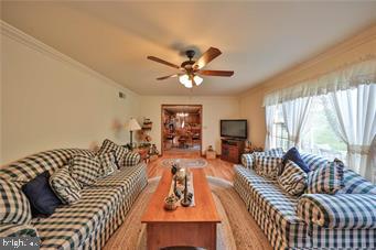 823 Copella Road Bath, PA 18014 - Photo 17 of 49