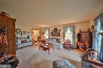 823 Copella Road Bath, PA 18014 - Photo 7 of 49
