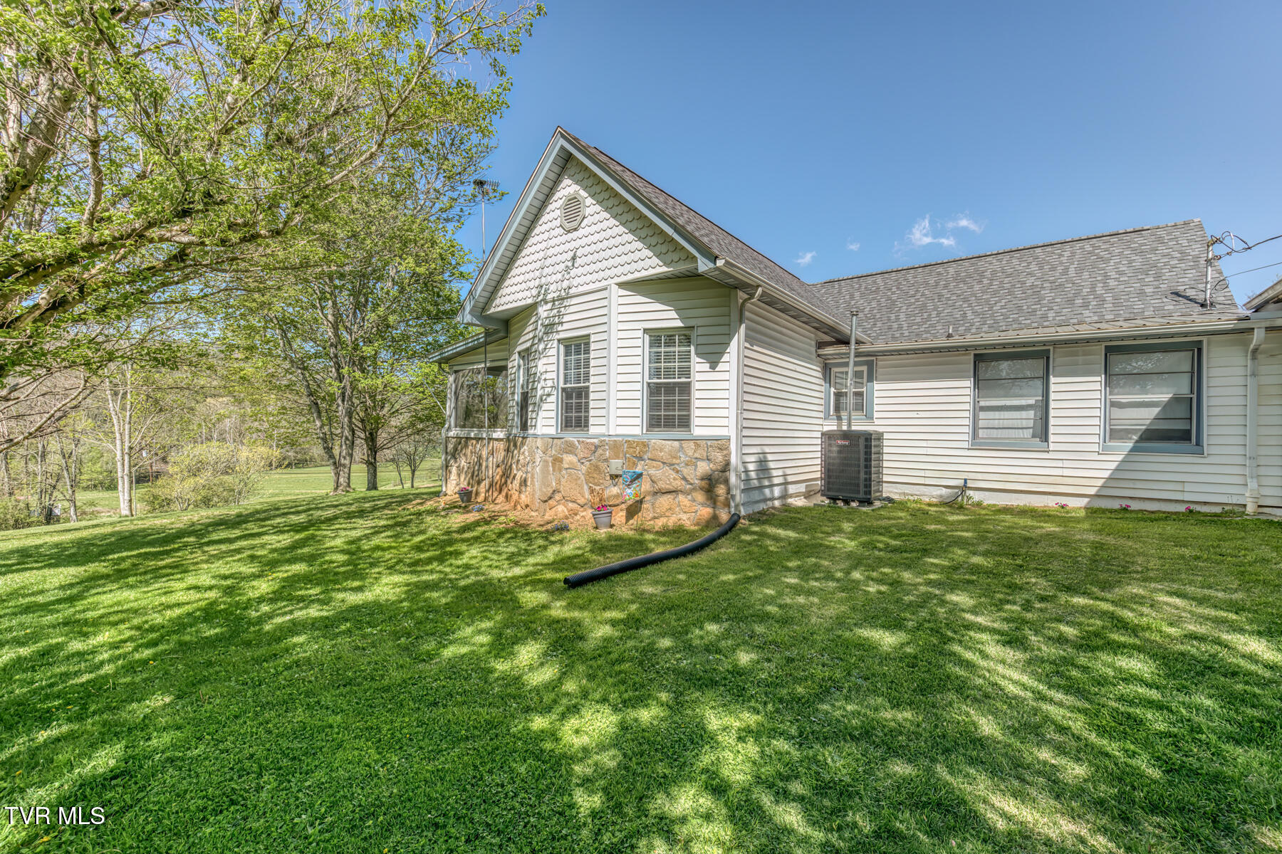 403 Choptack Road Rogersville, TN 37857 - Photo 32 of 50 403 Choptack Rd-45