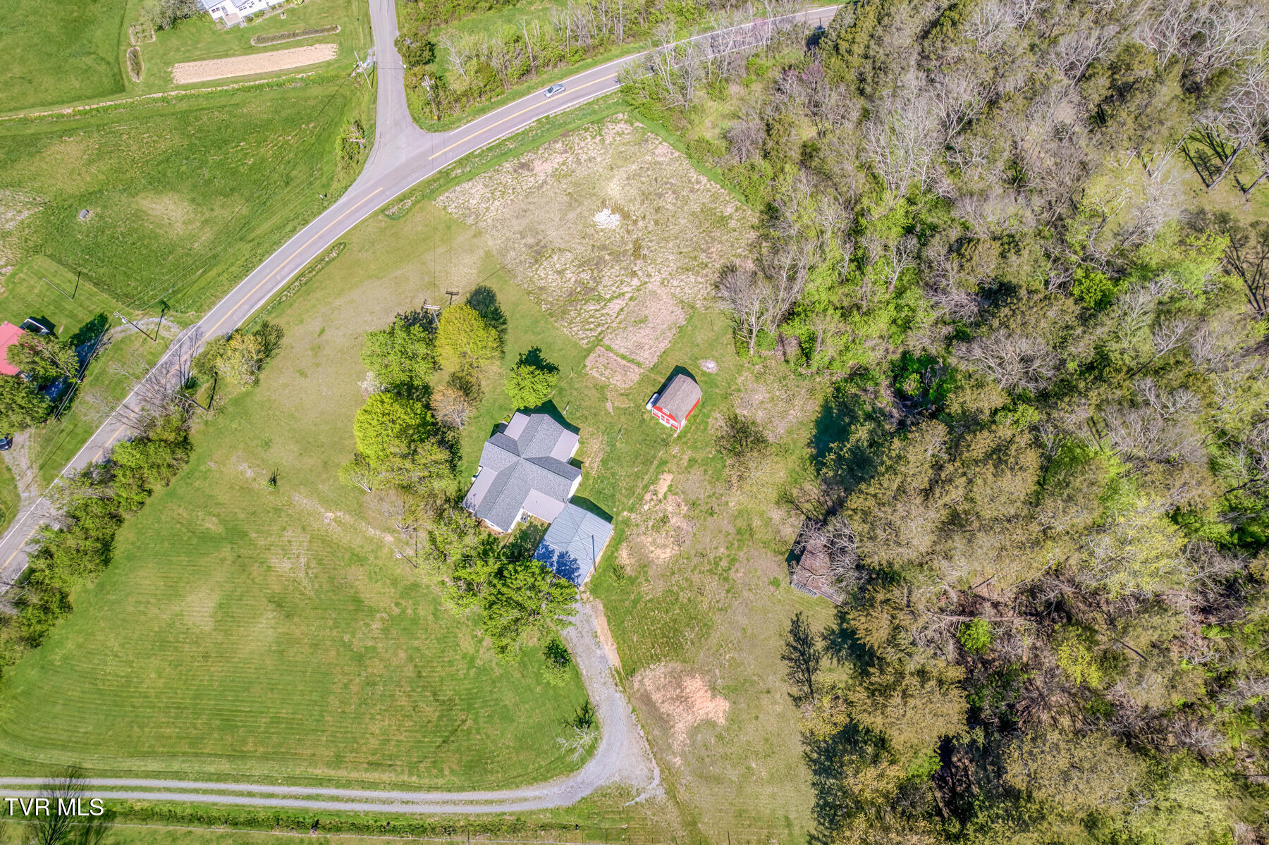 403 Choptack Road Rogersville, TN 37857 - Photo 6 of 50 403 Choptack Rd-6