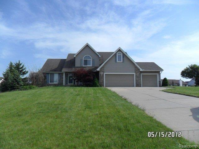 271 Conover Court Howell, MI 48843 - Photo 1 of 13 SAM_2358.JPG