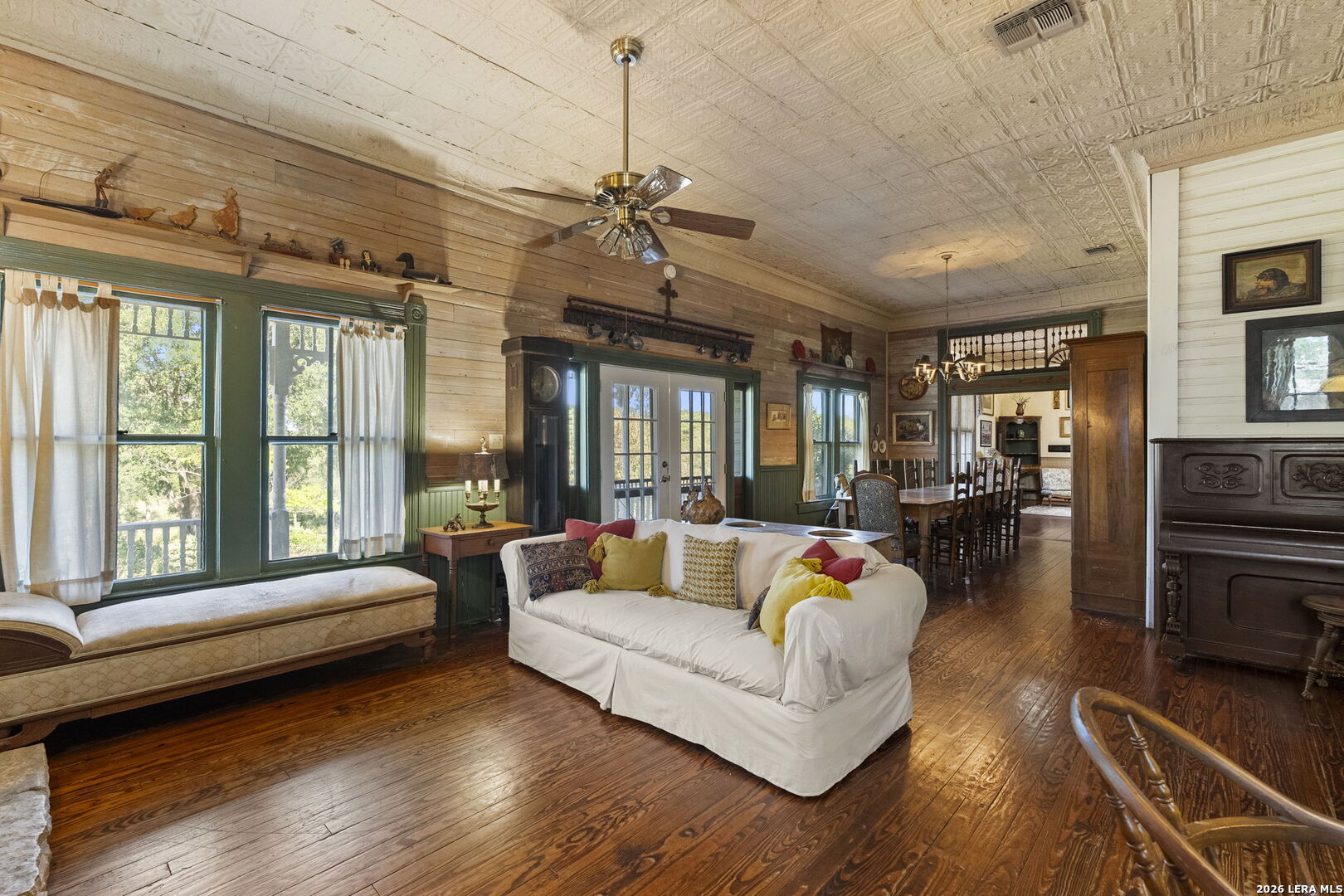 112 North River Bend Road Comfort, TX 78013 - Photo 13 of 56