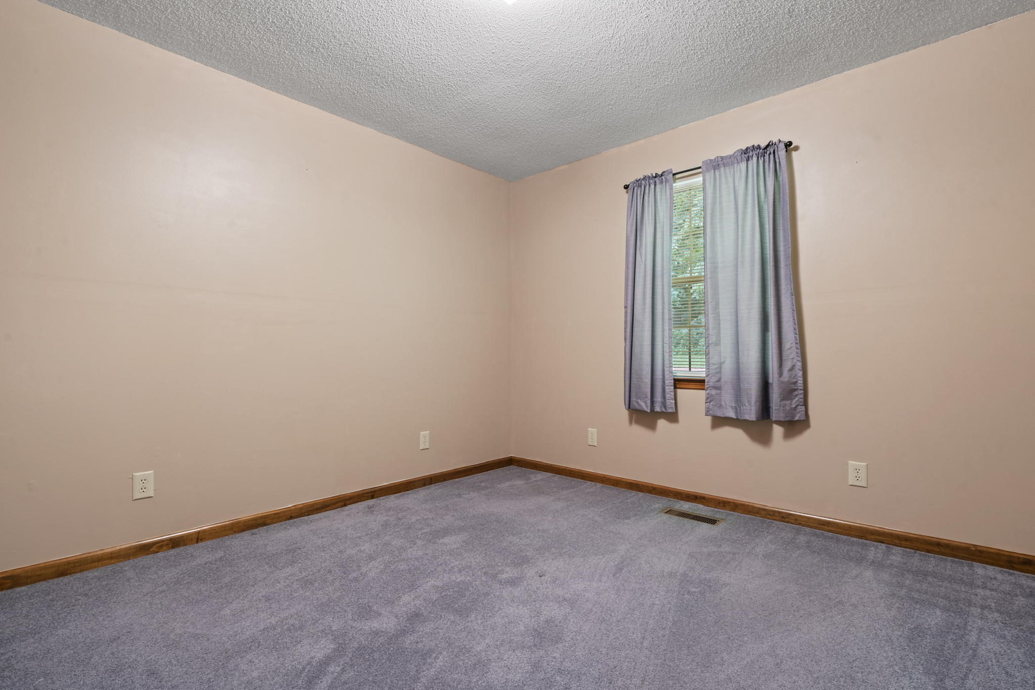 1463 Red Hill Valley Road Southeast Cleveland, TN 37323 - Photo 21 of 35 24-web-or-mls-F443C2CD-D12D-49B4-A3EE-98