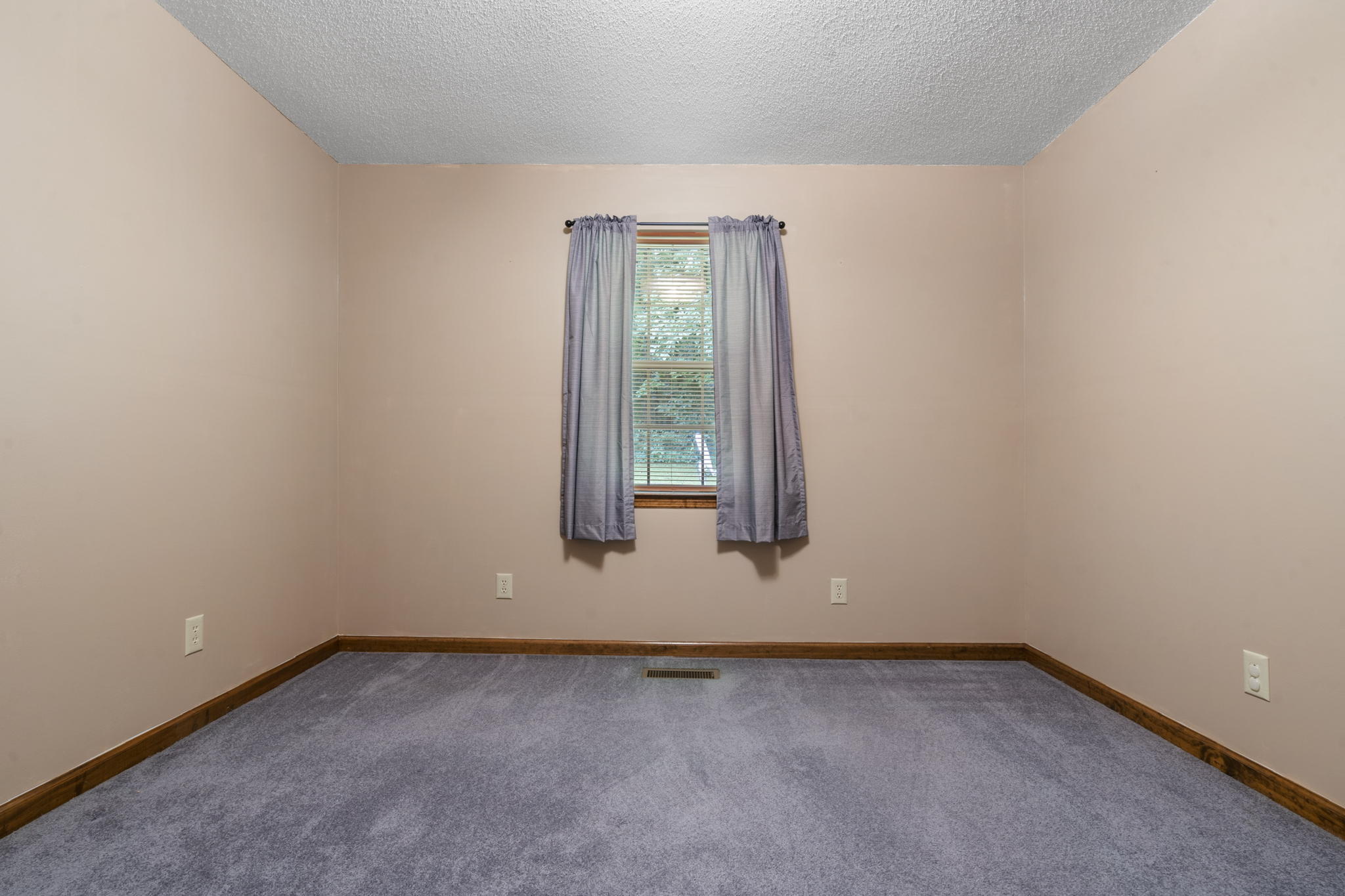 1463 Red Hill Valley Road Southeast Cleveland, TN 37323 - Photo 26 of 35 29-web-or-mls-71111BFE-3988-40D1-8A52-27