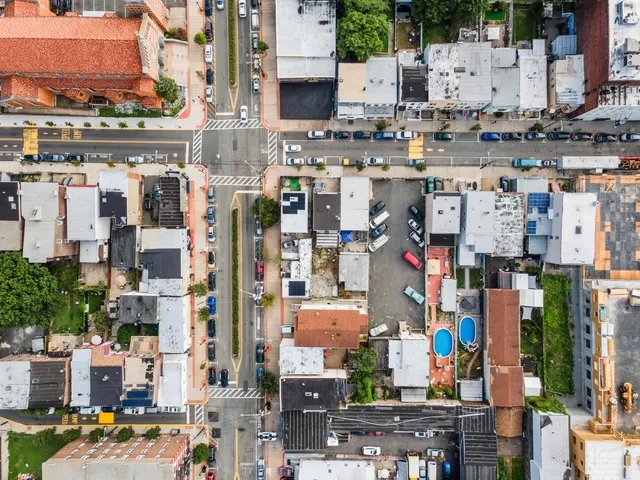 $500,000 | 702 8th Street, Union City, NJ 07087