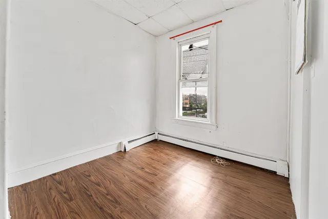 $500,000 | 702 8th Street, Union City, NJ 07087