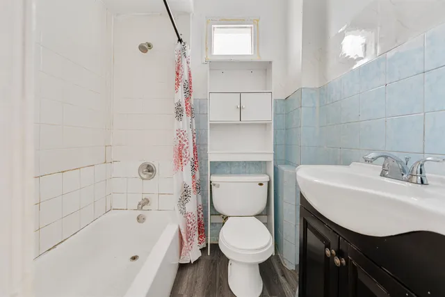 $500,000 | 702 8th Street, Union City, NJ 07087