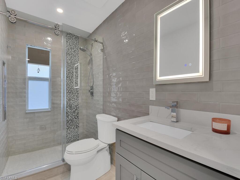 261 Memory Lane, Unit 2702 Naples, FL 34112 - Photo 21 of 28 Gallery Image 21