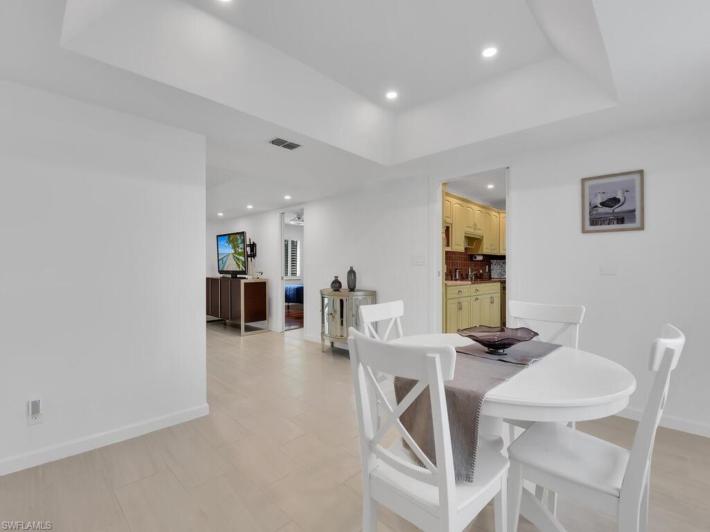 261 Memory Lane, Unit 2702 Naples, FL 34112 - Photo 7 of 28 Gallery Image 7