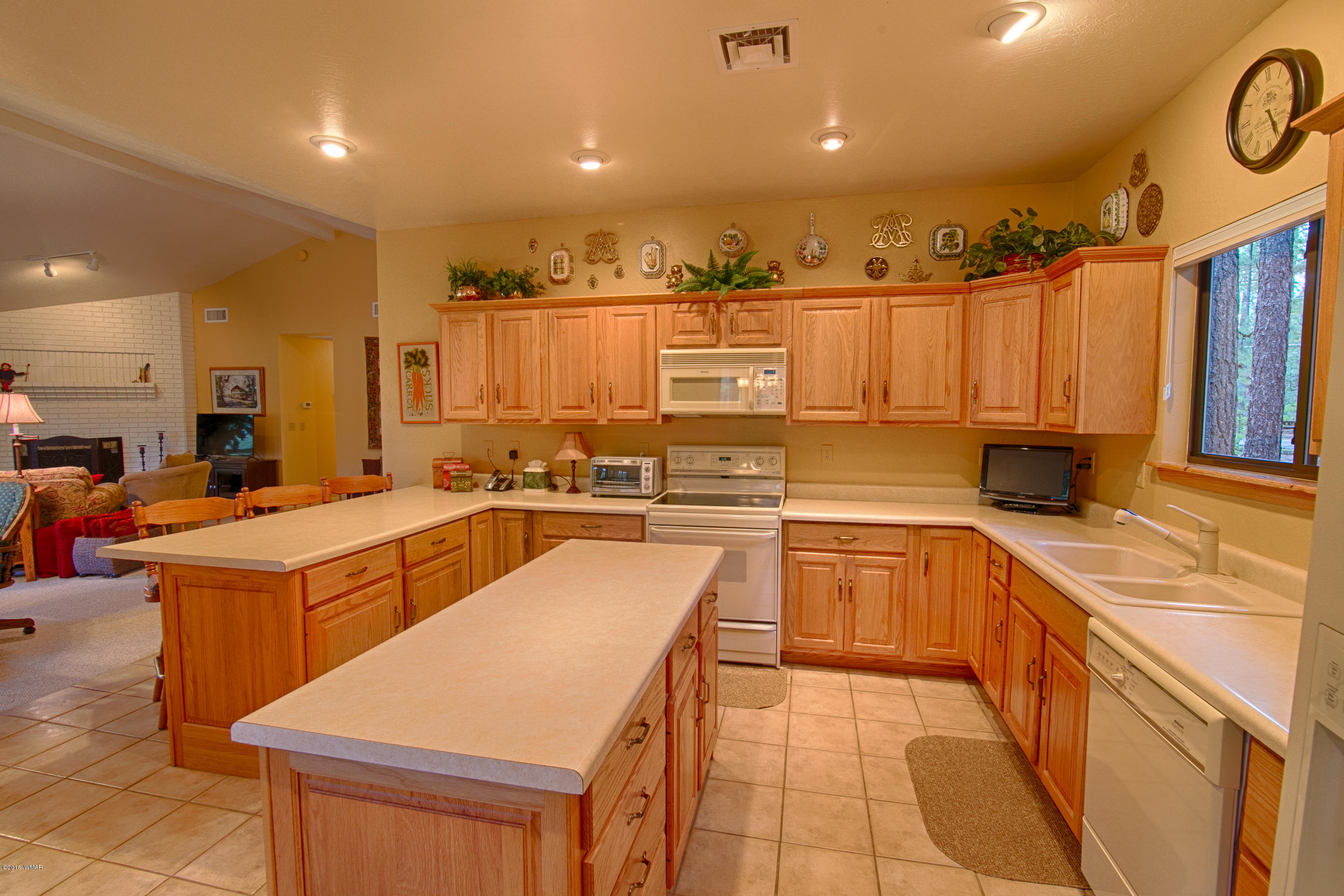 2871 Aspen Road Pinetop, AZ 85935 - Photo 5 of 17 Gallery Image 5