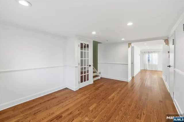 $959,000 | 72 Hemlock Drive, Paramus, NJ 07652