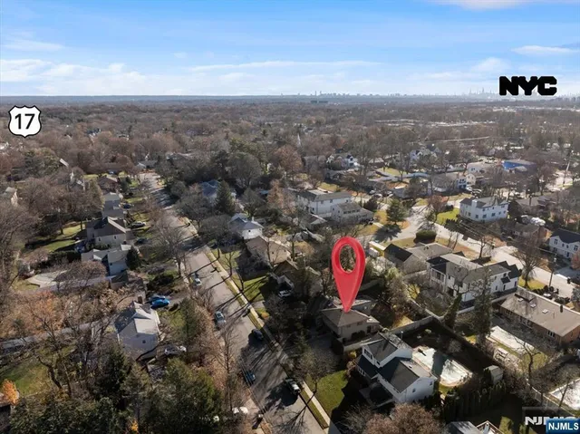 $959,000 | 72 Hemlock Drive, Paramus, NJ 07652