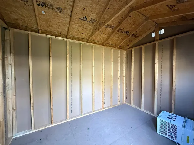 $69,900 | 107 North Delawanda Avenue, Muncie, IN 47303