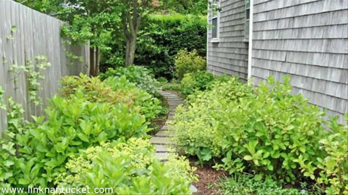 134 D Main Street, Unit COTTAGE Nantucket, MA 02554 - Photo 14 of 16 Gallery Image 14