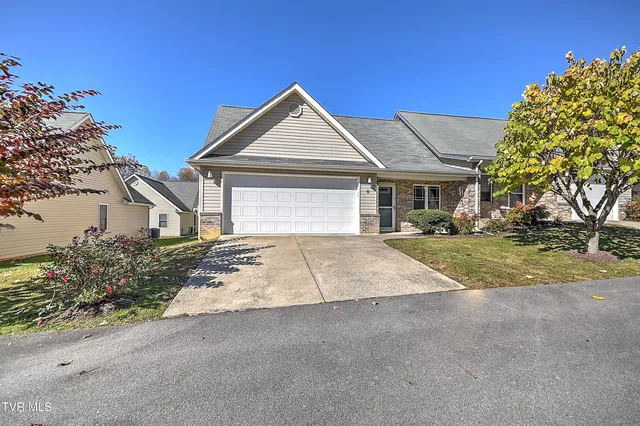 $249,900 | 527 Redstone Drive, Unit 6, Bristol, TN 37620