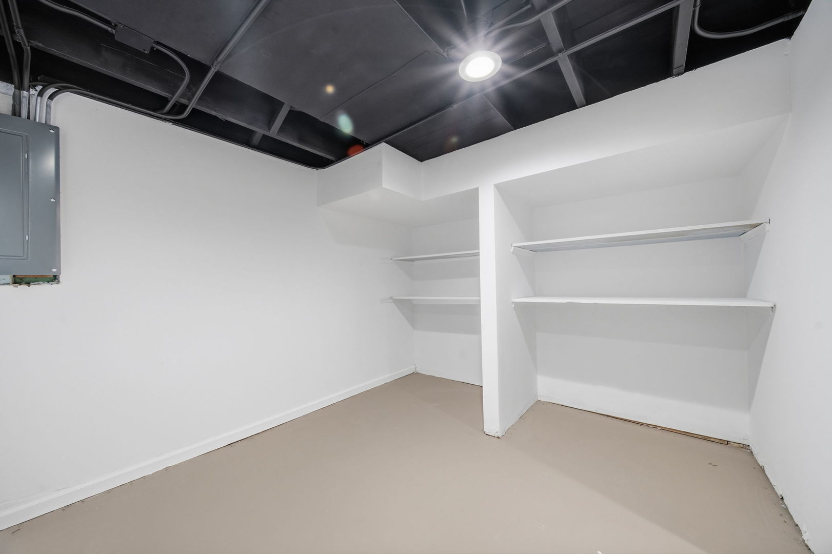 17909 Rose Street Lansing, IL 60438 - Photo 26 of 27 a view of an empty room