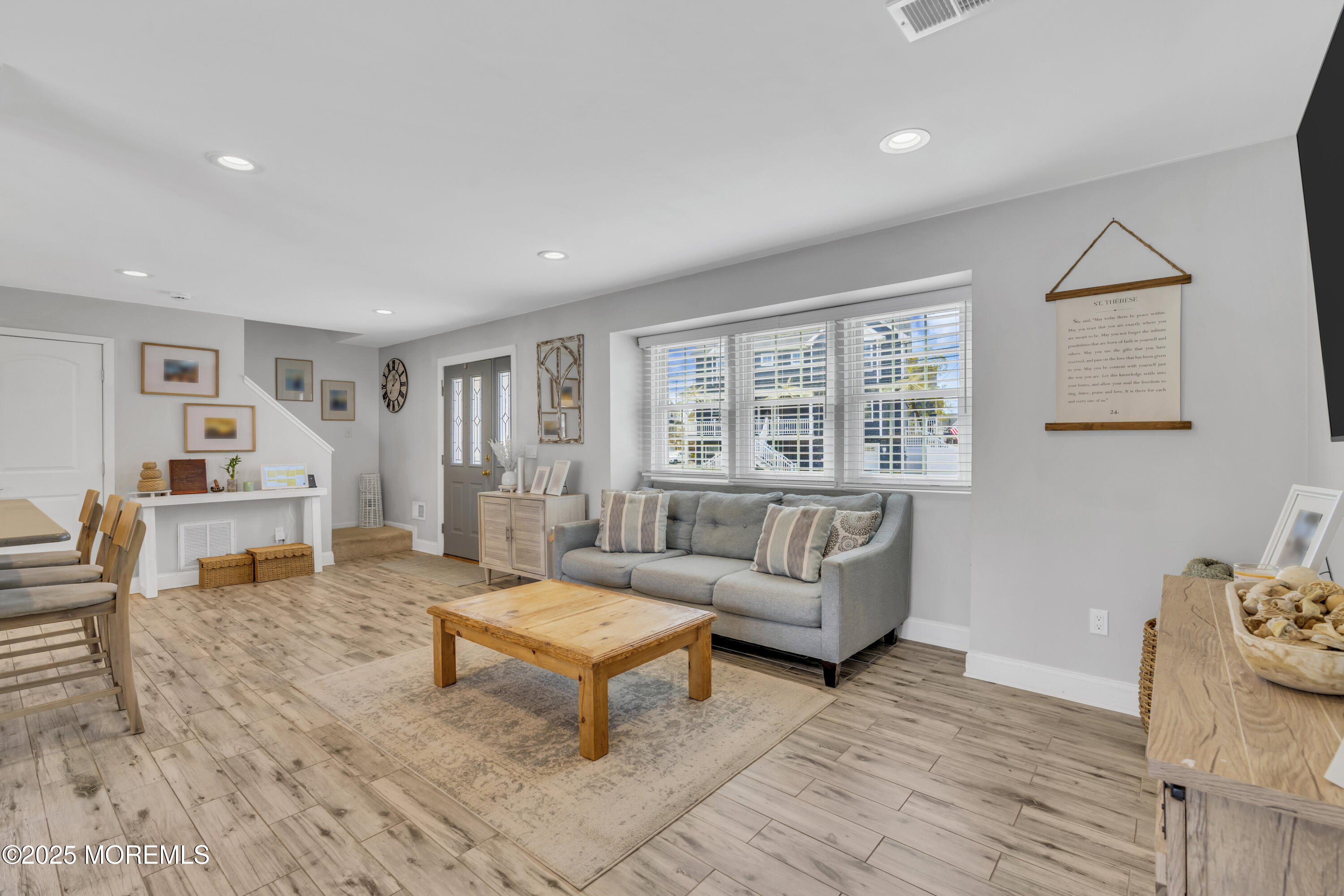 650 Drum Point Road Brick, NJ 08723 - Photo 17 of 42 a living room with furniture and a window