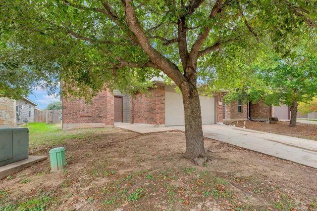 $250,000 | 12213 Prairie Glen Court, Del Valle, TX 78617