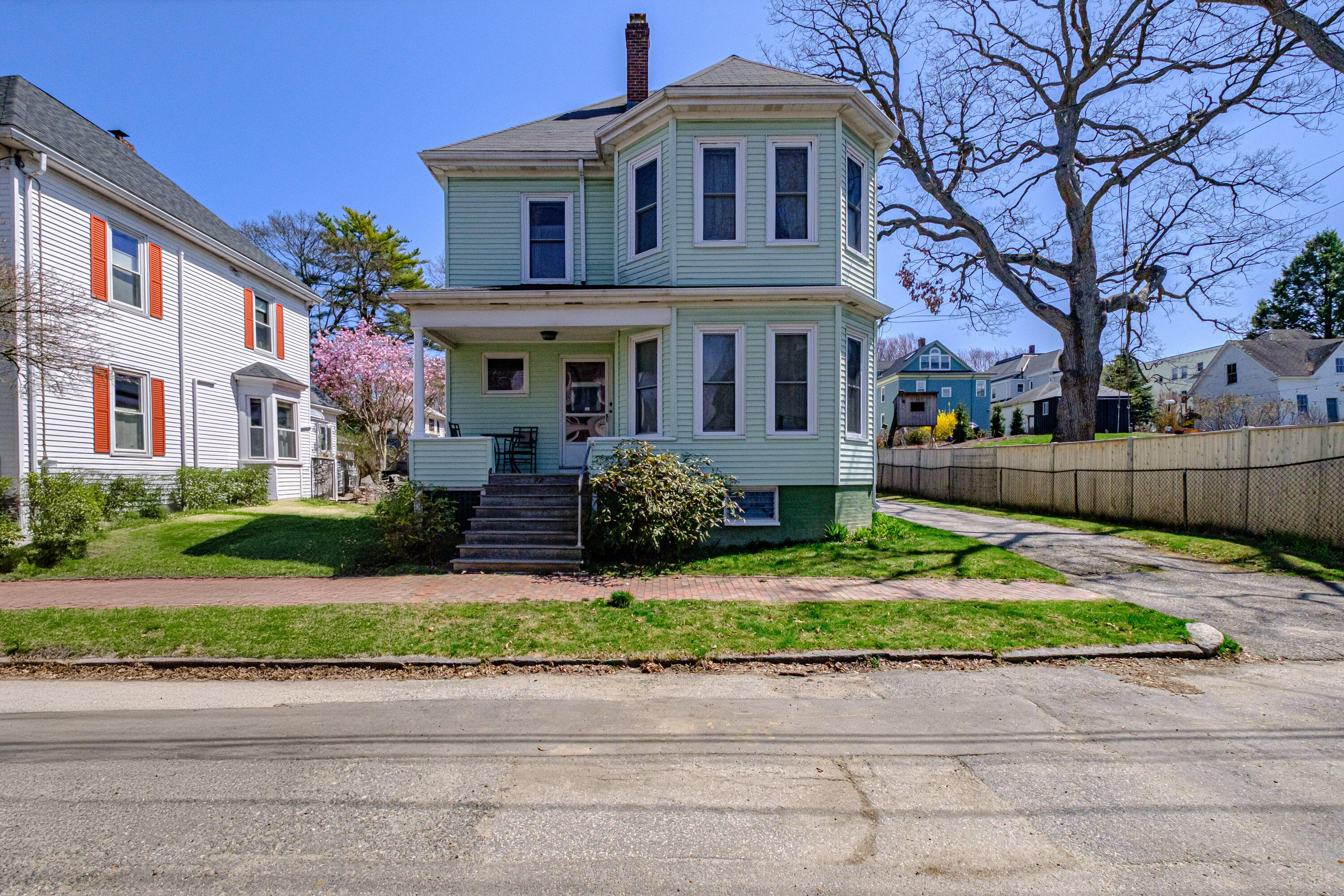 82 William Street Portland, ME 04103 - Photo 2 of 17 20250424gp-63003